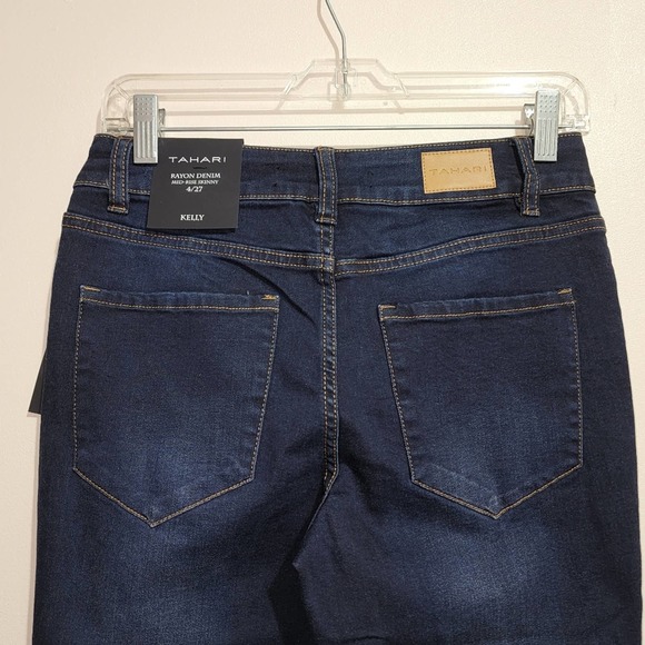 NWT Tahari Kelly Ankle Skinny Jeans Size 4 Dark Wash Mid Rise - Picture 4 of 5